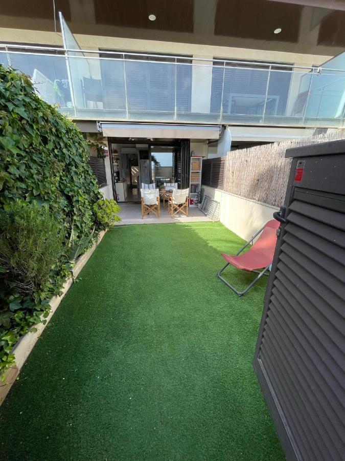 Beach Flat With Garden 카스테데펠스 외부 사진
